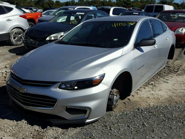 1G1ZB5ST2HF214074 - 2017 CHEVROLET MALIBU LS 银色 照片 2