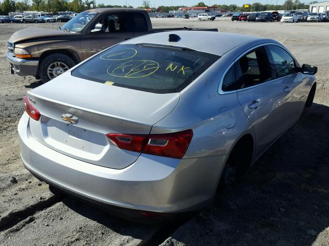 1G1ZB5ST2HF214074 - 2017 CHEVROLET MALIBU LS 银色 照片 4