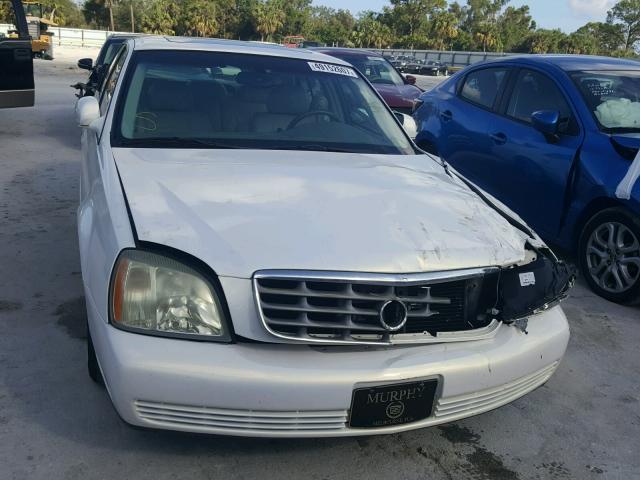 1G6KD54Y04U262547 - 2004 CADILLAC DEVILLE WHITE photo 9