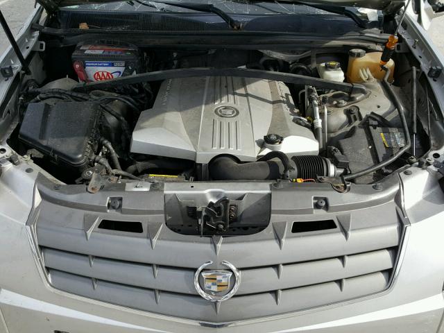 1GYEE63A950108164 - 2005 CADILLAC SRX SILVER photo 7