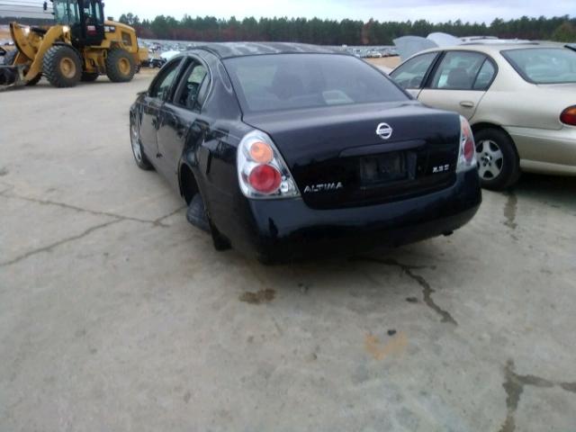 1N4AL11D03C192046 - 2003 NISSAN ALTIMA BAS BLACK photo 3