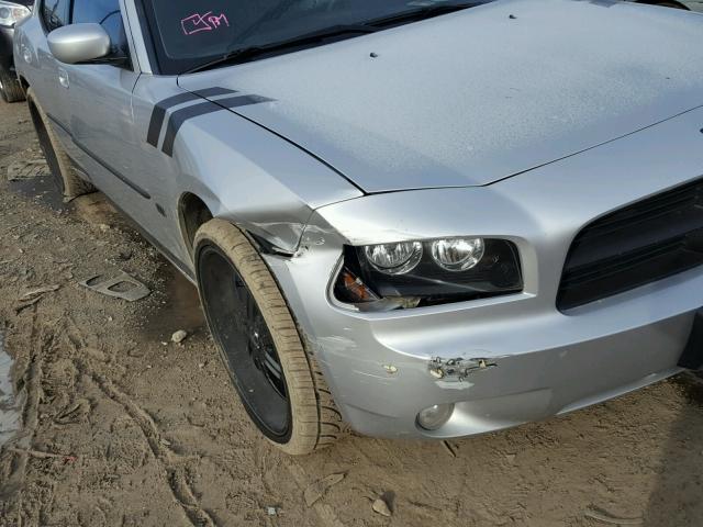 2B3CA3CV4AH298179 - 2010 DODGE CHARGER SX SILVER photo 9