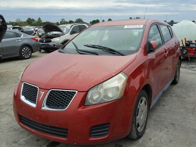 5Y2SP6E88AZ416252 - 2010 PONTIAC VIBE RED photo 2