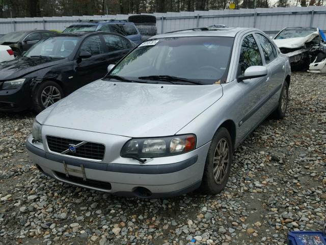 YV1RS61T642328458 - 2004 VOLVO S60 SILVER photo 2