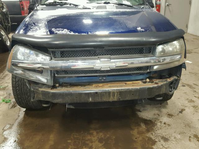 1GNDT13S822447931 - 2002 CHEVROLET TRAILBLAZE BLUE photo 9