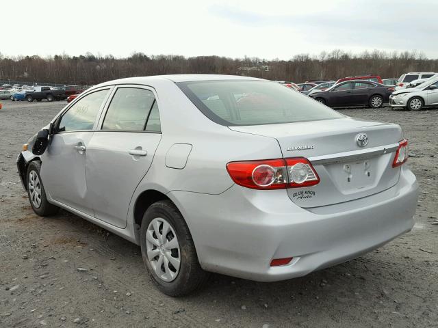 2T1BU4EE0DC924040 - 2013 TOYOTA COROLLA BA SILVER photo 3