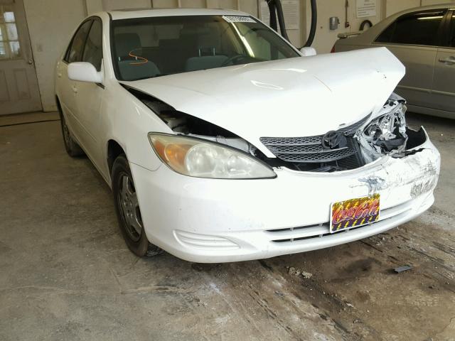 4T1BF32K13U051751 - 2003 TOYOTA CAMRY LE WHITE photo 1