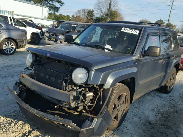 1J8FF48W08D537280 - 2008 JEEP PATRIOT LI GRAY photo 2