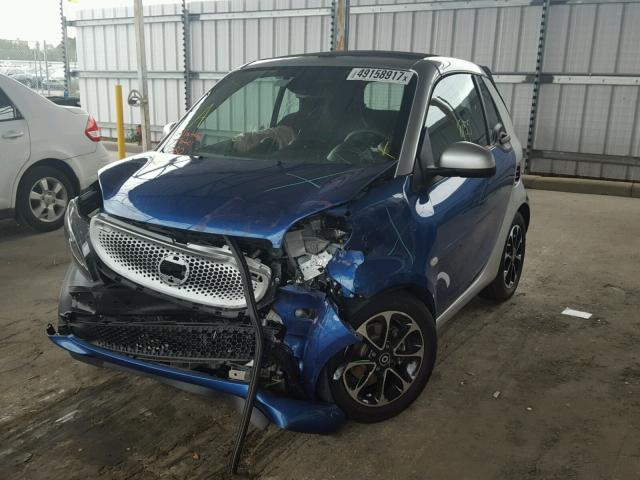 WMEFK5DA0HK116126 - 2017 SMART FORTWO CAB BLUE photo 2