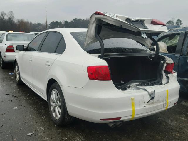 3VWBX7AJ6DM237824 - 2013 VOLKSWAGEN JETTA SE WHITE photo 3