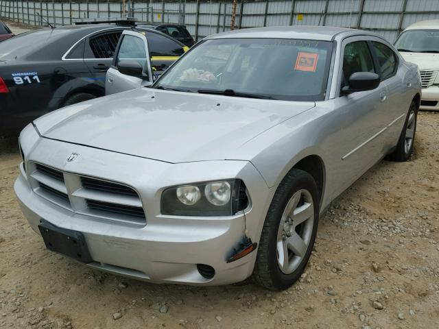 2B3KA43H58H233329 - 2008 DODGE CHARGER SILVER photo 2