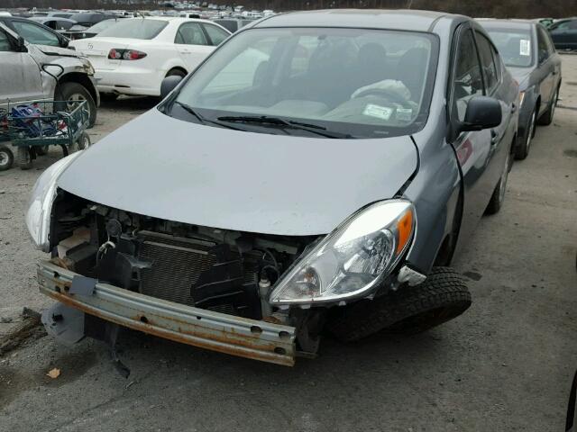 3N1CN7AP4CL858603 - 2012 NISSAN VERSA S 灰色 照片 2