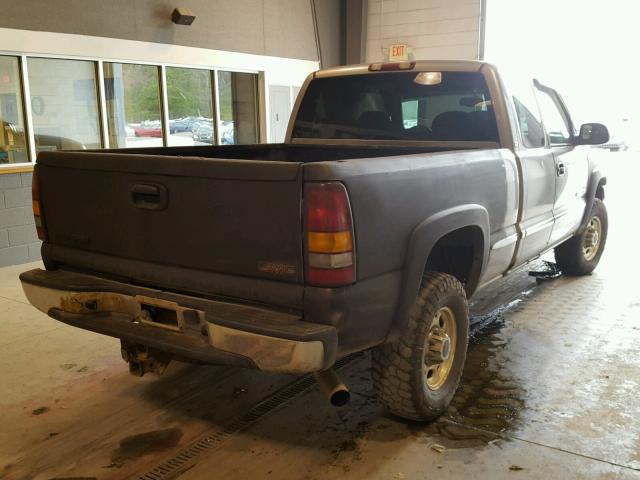 1GTHK29142E294920 - 2002 GMC SIERRA K25 GOLD photo 4