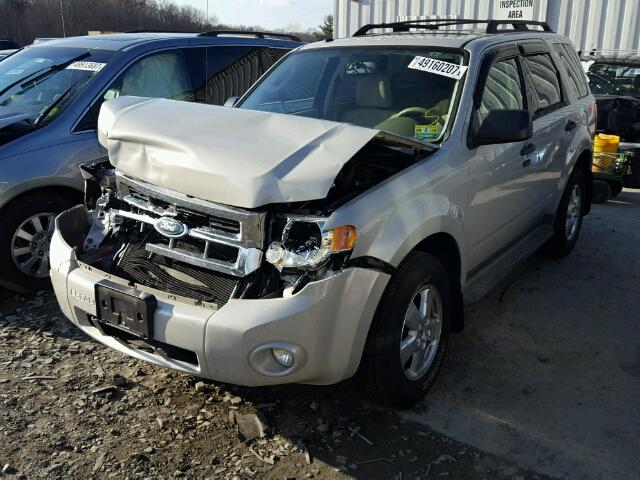 1FMCU93GX9KA87983 - 2009 FORD ESCAPE XLT BEIGE photo 2