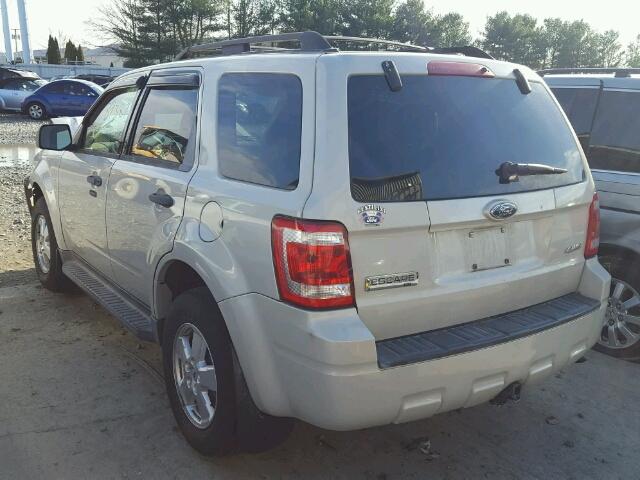 1FMCU93GX9KA87983 - 2009 FORD ESCAPE XLT BEIGE photo 3