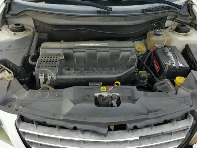 2C4GM68445R302188 - 2005 CHRYSLER PACIFICA T WHITE photo 7