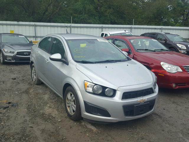 1G1JA5SH8C4126551 - 2012 CHEVROLET SONIC LS 银色 照片 1