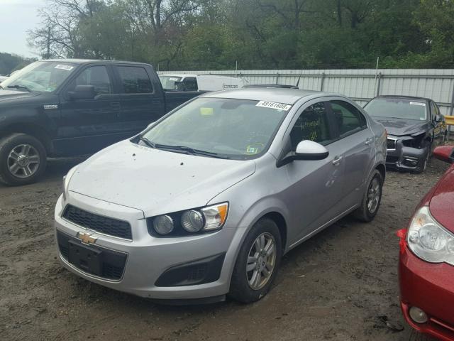 1G1JA5SH8C4126551 - 2012 CHEVROLET SONIC LS 银色 照片 2