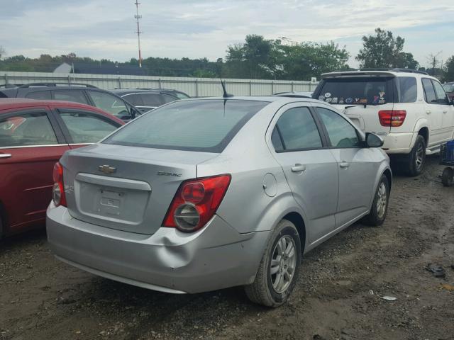 1G1JA5SH8C4126551 - 2012 CHEVROLET SONIC LS 银色 照片 4