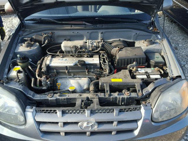 KMHCG35C75U324555 - 2005 HYUNDAI ACCENT GS GRAY photo 7