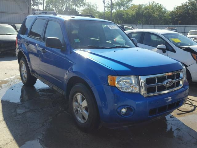 1FMCU0D75BKB66686 - 2011 FORD ESCAPE XLT BLUE photo 1