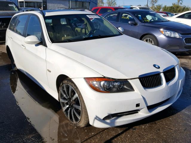 WBAVT73527FZ35716 - 2007 BMW 328 XIT WHITE photo 1