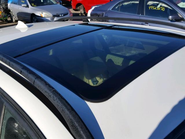 WBAVT73527FZ35716 - 2007 BMW 328 XIT WHITE photo 9