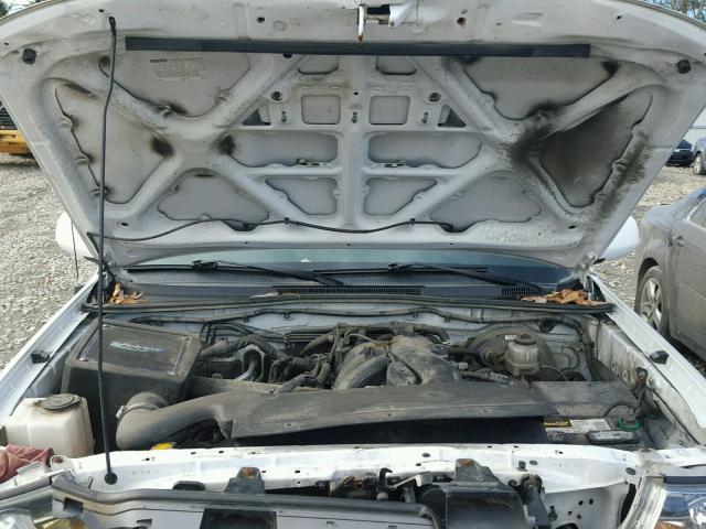 3TMMU4FN3AM020984 - 2010 TOYOTA TACOMA DOU WHITE photo 7