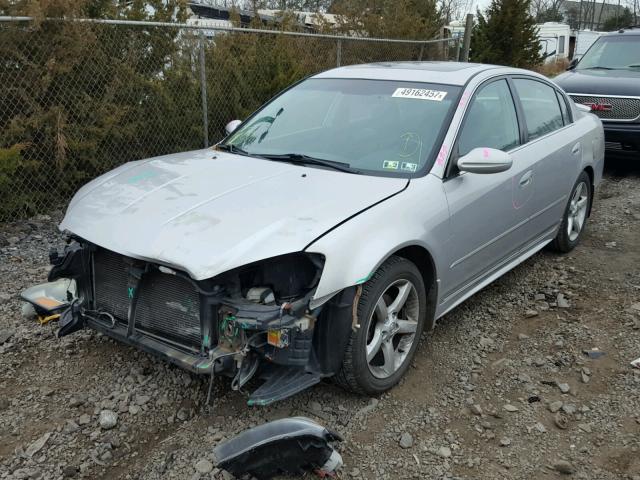 1N4BL11D05N461495 - 2005 NISSAN ALTIMA SE SILVER photo 2