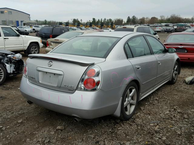 1N4BL11D05N461495 - 2005 NISSAN ALTIMA SE SILVER photo 4