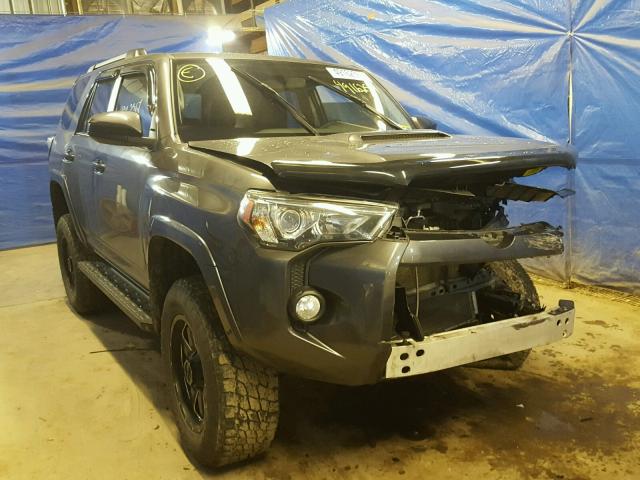 JTEBU5JR9F5232739 - 2015 TOYOTA 4RUNNER SR GRAY photo 1