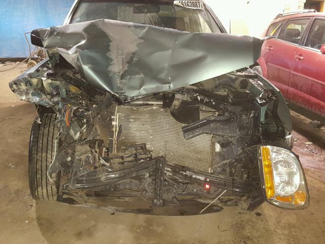 KNDJF724577401542 - 2007 KIA SPORTAGE L GREEN photo 9