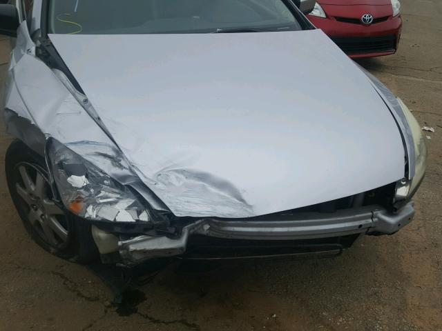 1HGCM82605A010824 - 2005 HONDA ACCORD EX SILVER photo 9