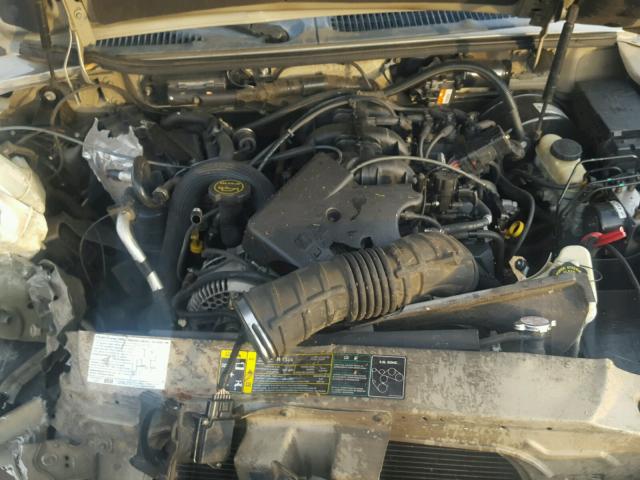 1FMDU77K64UB99426 - 2004 FORD EXPLORER S 金色 照片 7