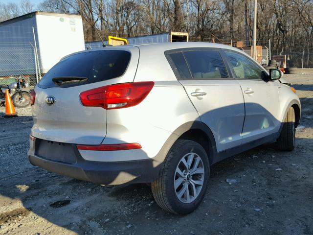 KNDPBCAC2G7836204 - 2016 KIA SPORTAGE L SILVER photo 4