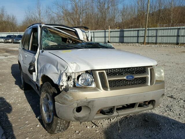 1FMCU70E02UB37324 - 2002 FORD EXPLORER S WHITE photo 1