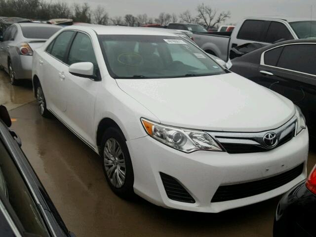 4T4BF1FK0ER413284 - 2014 TOYOTA CAMRY L WHITE photo 1