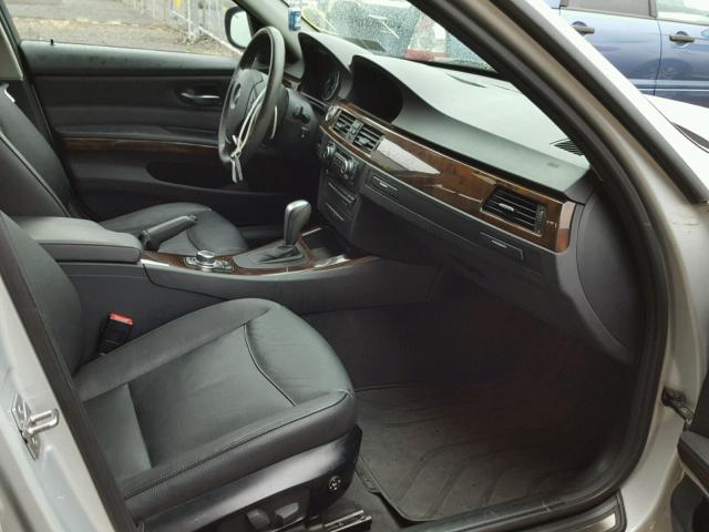 WBAPK5C57BF127094 - 2011 BMW 328 XI SUL SILVER photo 5