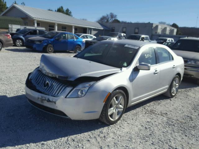 3MEHM0HA9AR663149 - 2010 MERCURY MILAN SILVER photo 2