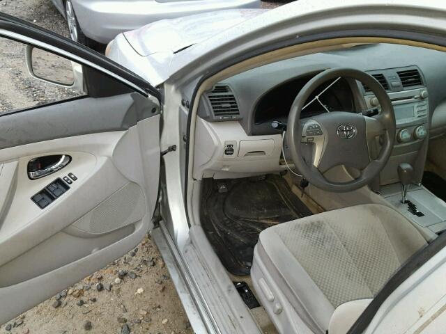 4T1BE46K17U132967 - 2007 TOYOTA CAMRY NEW SILVER photo 9