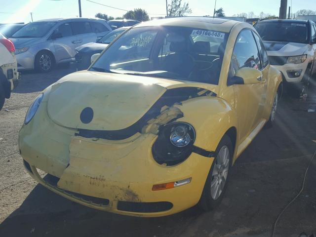 3VWRW31C88M527354 - 2008 VOLKSWAGEN NEW BEETLE 黄色 照片 2