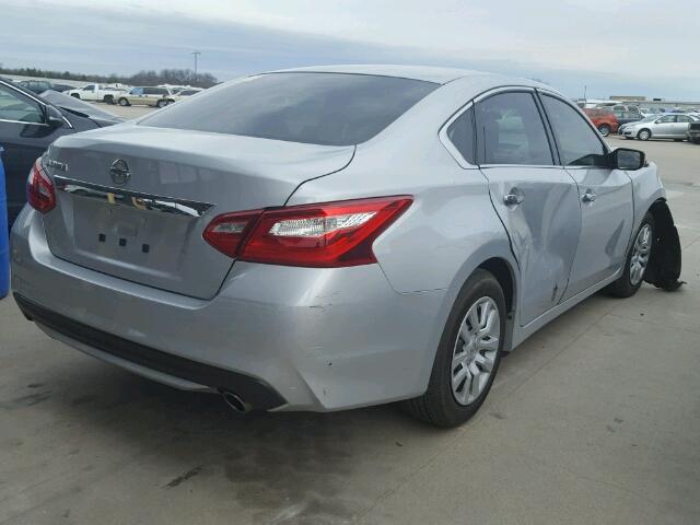 1N4AL3AP7HN319196 - 2017 NISSAN ALTIMA 2.5 SILVER photo 4