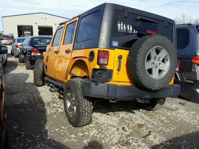 1C4HJWFG9CL120583 - 2012 JEEP WRANGLER U YELLOW photo 3