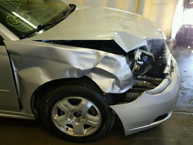 1G1ZU64844F224494 - 2004 CHEVROLET MALIBU MAX ვერცხლისფერი ფოტო 9