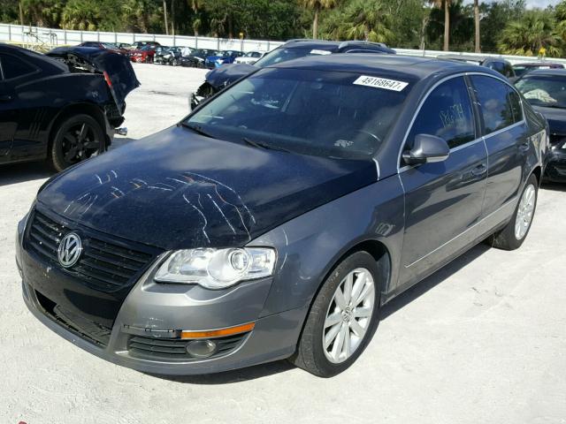 WVWEU73C16P137473 - 2006 VOLKSWAGEN PASSAT 3.6 GRAY photo 2