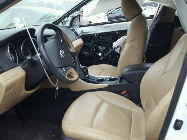 5NPEC4AC2DH726058 - 2013 HYUNDAI SONATA SE 白色 照片 5