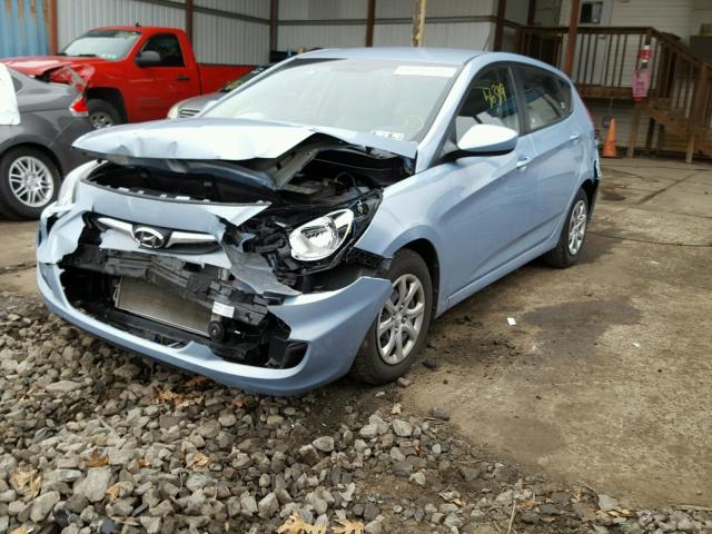 KMHCT5AE2DU086319 - 2013 HYUNDAI ACCENT GLS BLUE photo 2