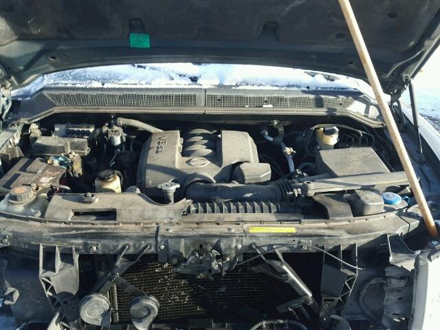 5N1AA08B34N737625 - 2004 NISSAN ARMADA SE GRAY photo 8