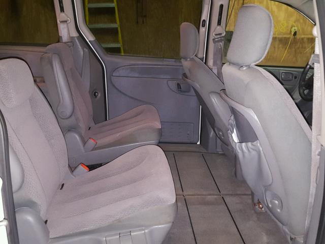 2A4GP54L07R349567 - 2007 CHRYSLER TOWN & COU WHITE photo 6