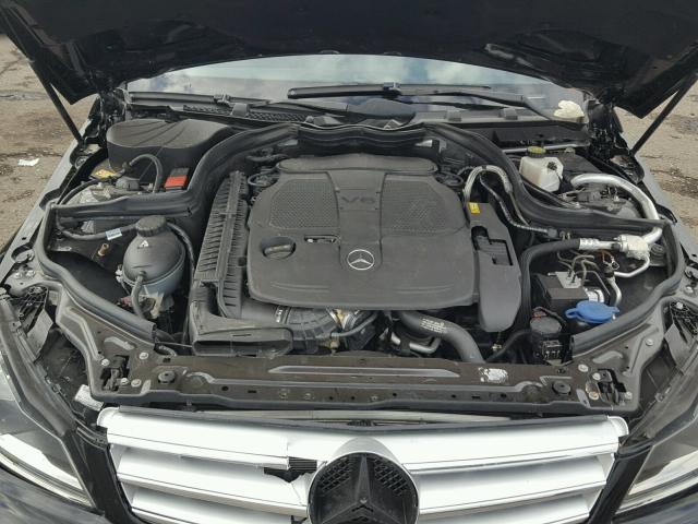 WDDGF8AB6DA819046 - 2013 MERCEDES-BENZ C 300 4MAT BLACK photo 7